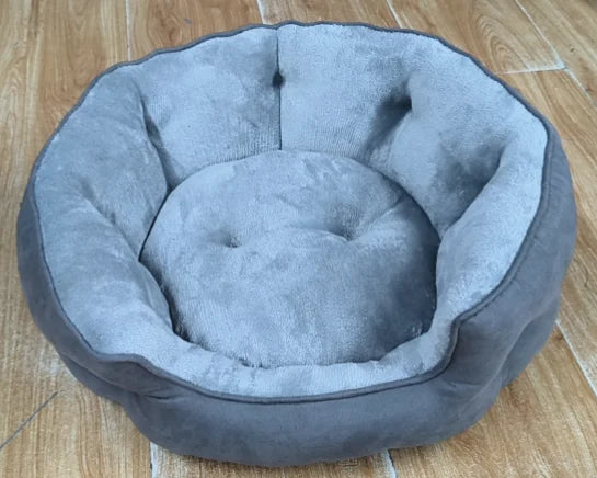 Anyask Round Cat Beds for Indoor Cats, Washable Pet Bed for Puppy and Kitten with Slip-Resistant Bottom,Grey